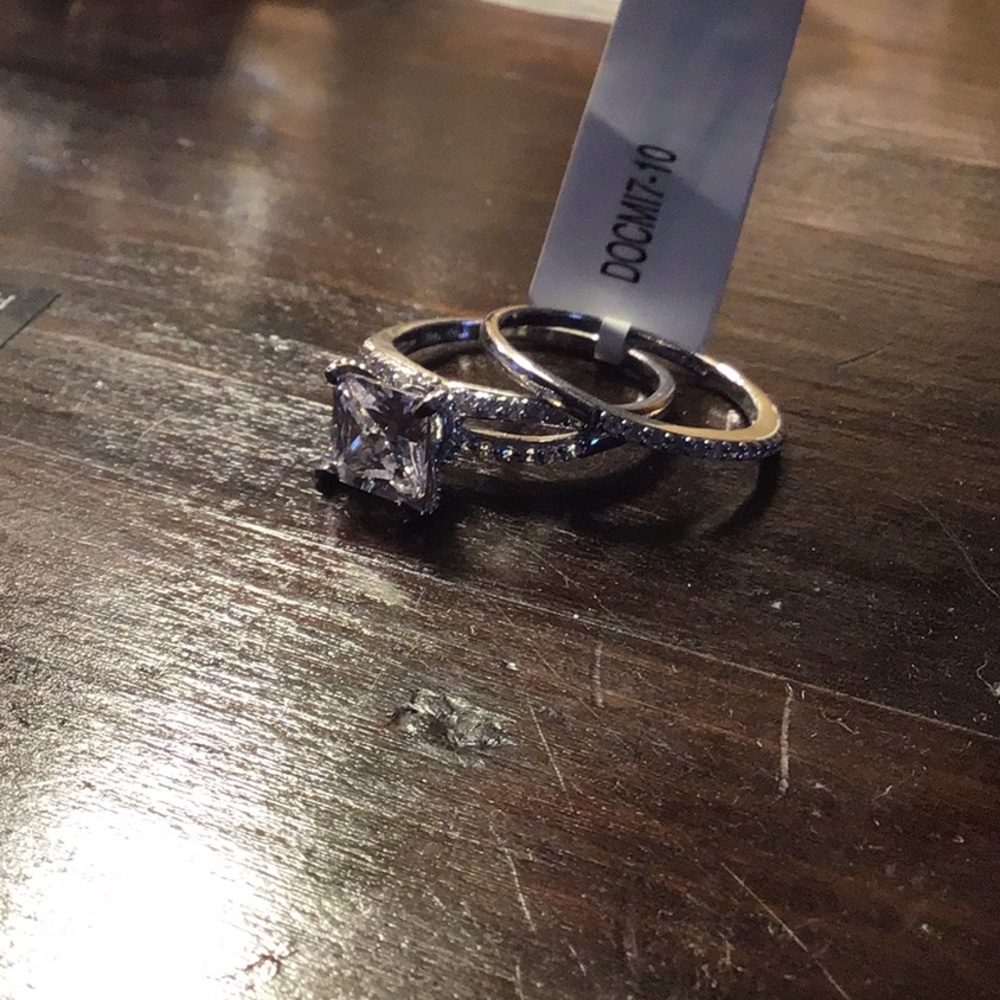 Ring set Moissanite - Picture 2 of 3